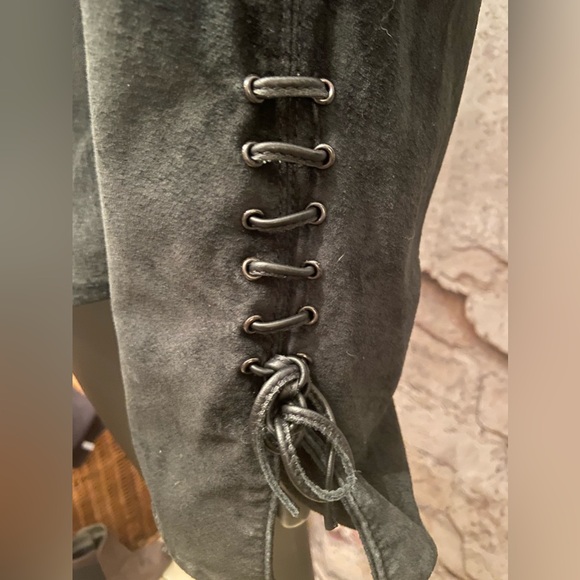 Danier Black Suede Front Tie Jacket - Picture 5 of 7